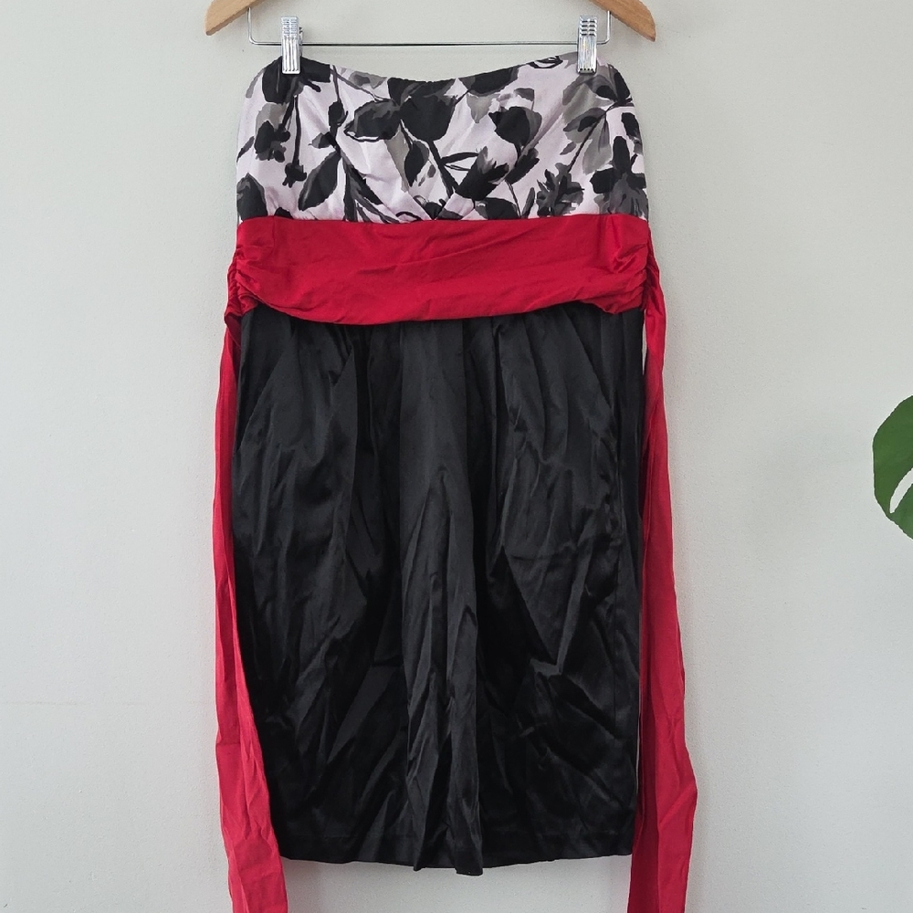 Fashion to Figure Black and Red Satin Formal Strapless Dress